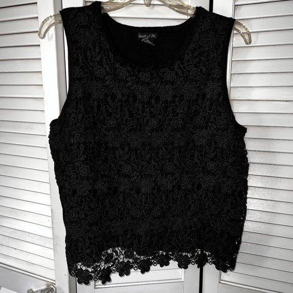 Black Lace Top - Picture 1 of 1